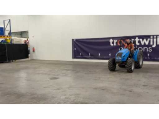 1b265dae-ec1d-4569-adb2-35e894a22336.mp4