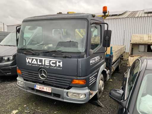 Mercedes-Benz Vrachtwagen met Palfinger PK7000