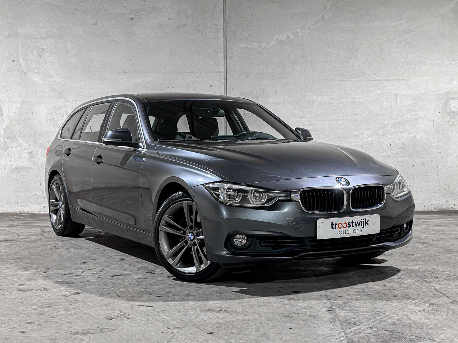 BMW 320i Automatic Centennial High Executive 184hp 2016 3-Series Touring, JR-371-D