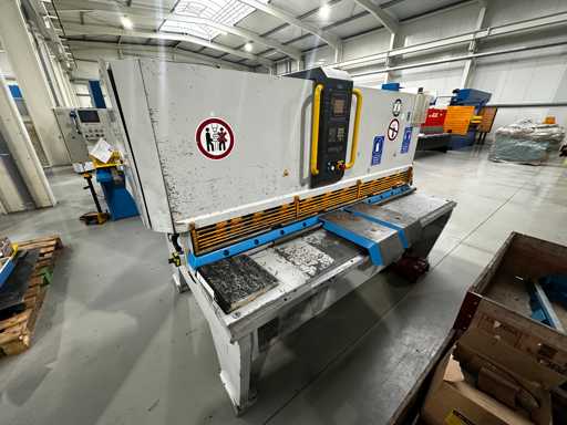 RAS 86.20 No?yce gilotynowe