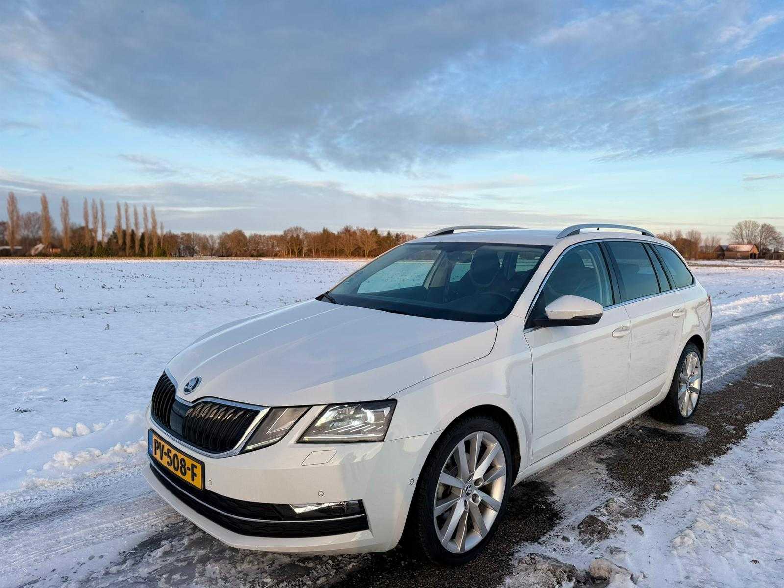 Skoda – 2017 – Octavia Combi – 1.0 TSI Grt St. Bns – PV-508-F