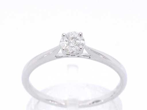 Weißgoldring mit Diamant