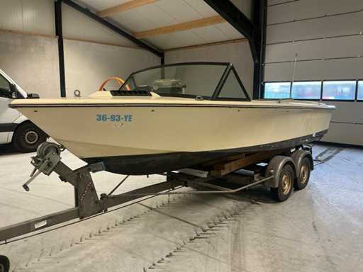 Ski nautique Speedboat V8 2001