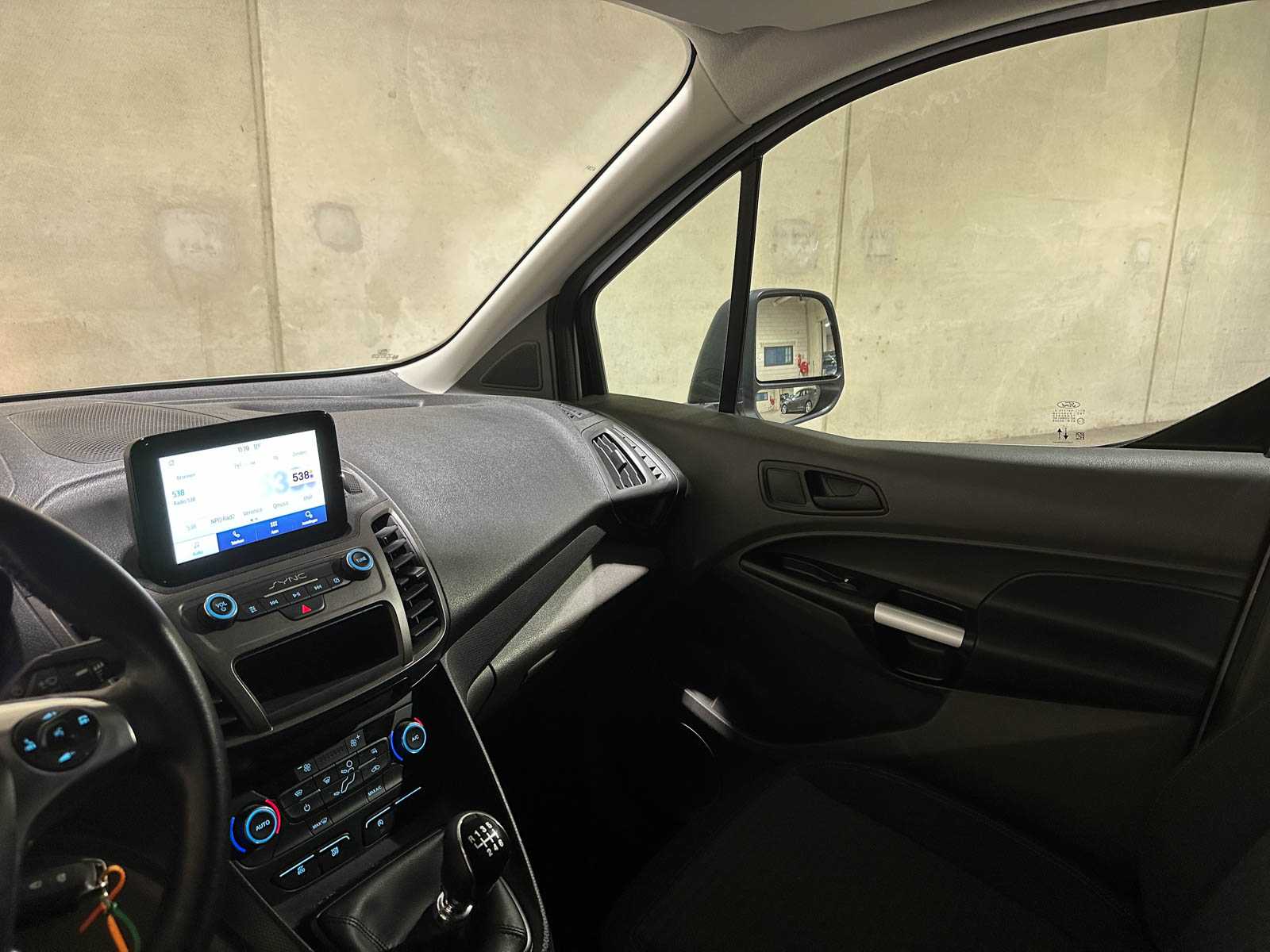 Ford Transit Connect 1.5 EcoBlue L1 Trend 101pk 2022 (Origineel-NL+1e eigenaar), VRV-08-F