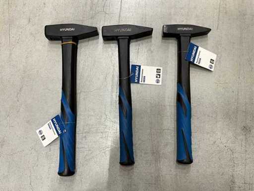 Hyundai Hammer (257x)