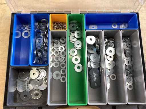 Arandelas en la colección Auer - Caja