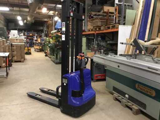 2020 Electric Stacker HD1535J Stacker