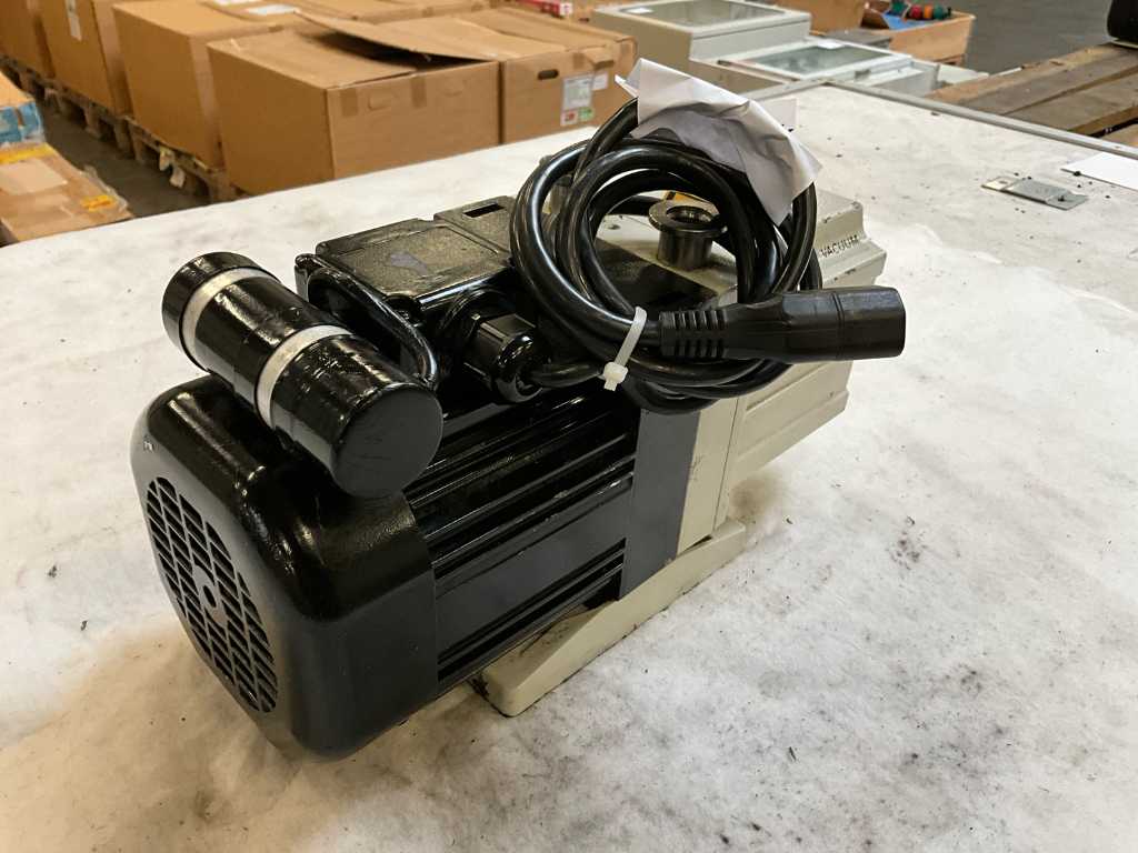 Pfeiffer DUO 2.5 Vacuum Pump