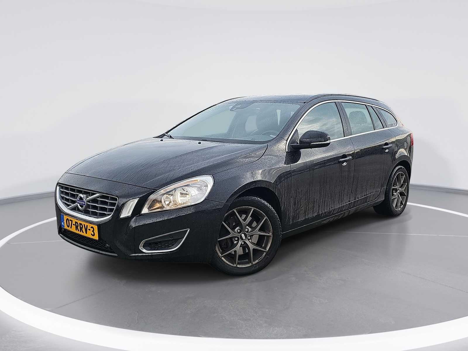 Volvo V60 3.0 T6 AWD Momentum | 07-RRV-3 i