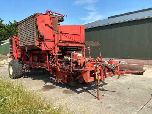 1992 Grimme DN1500p Potato Harvester