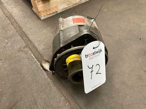 Bosch 28V 15/100A Dynamo