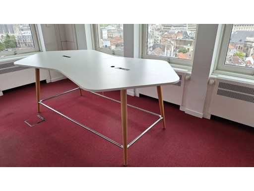 SEDUS - Design statafel