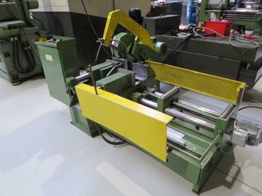 KASTO BSM 260 Une scie à métaux automatique