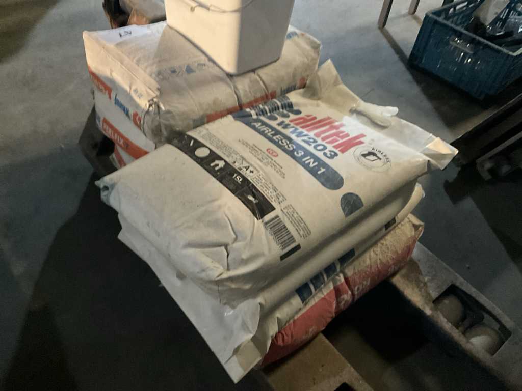 6 assorted bags of plaster wo KNAUF and ALLTEK