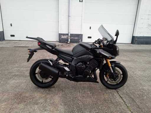 yamaha - fz8 - Motorcycle