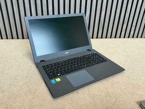 Ordinateur portable Acer Aspire 5 - 573