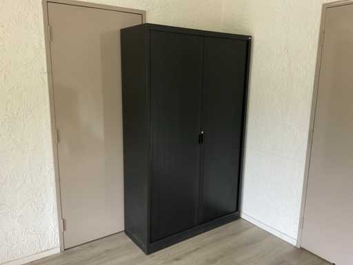 File cabinet with roller door