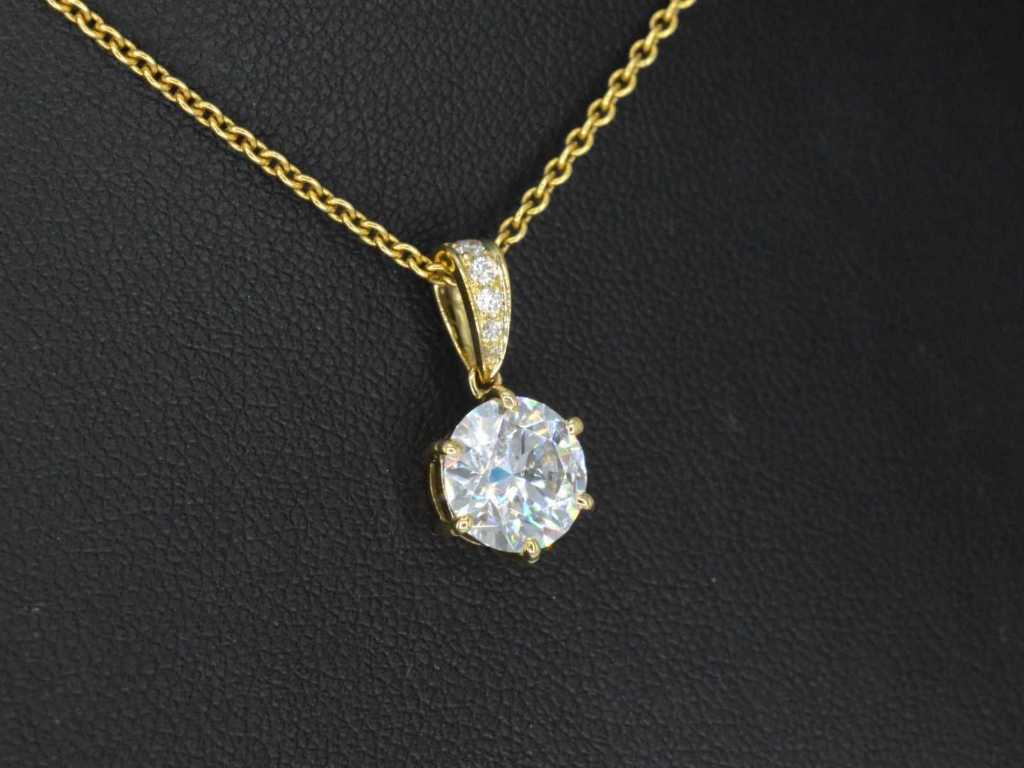 Goldener Solitäranhänger mit einem Diamanten von 1,50 Karat