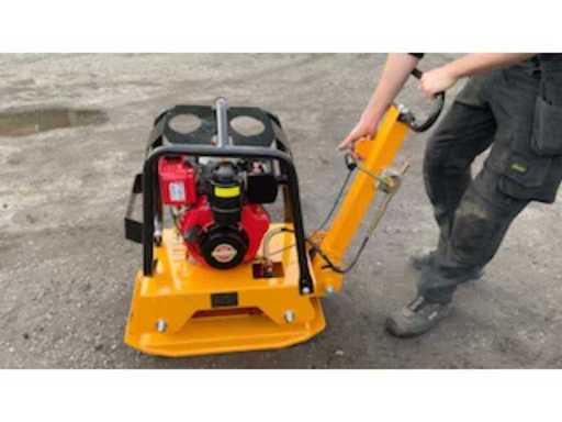 0405b20d-ca6e-4570-a7cd-d13c3854456b.mp4