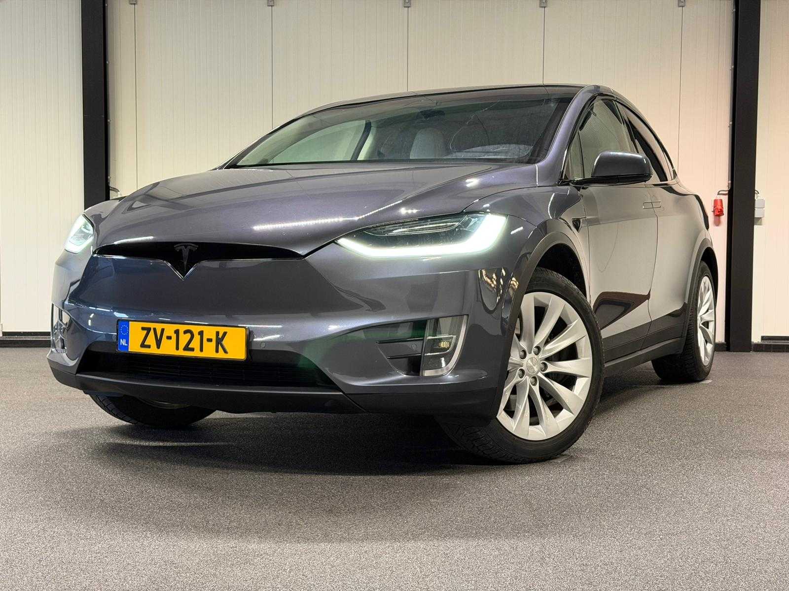 Tesla Model X 75D Base 6p. 2019 | ZV-121-K iaw