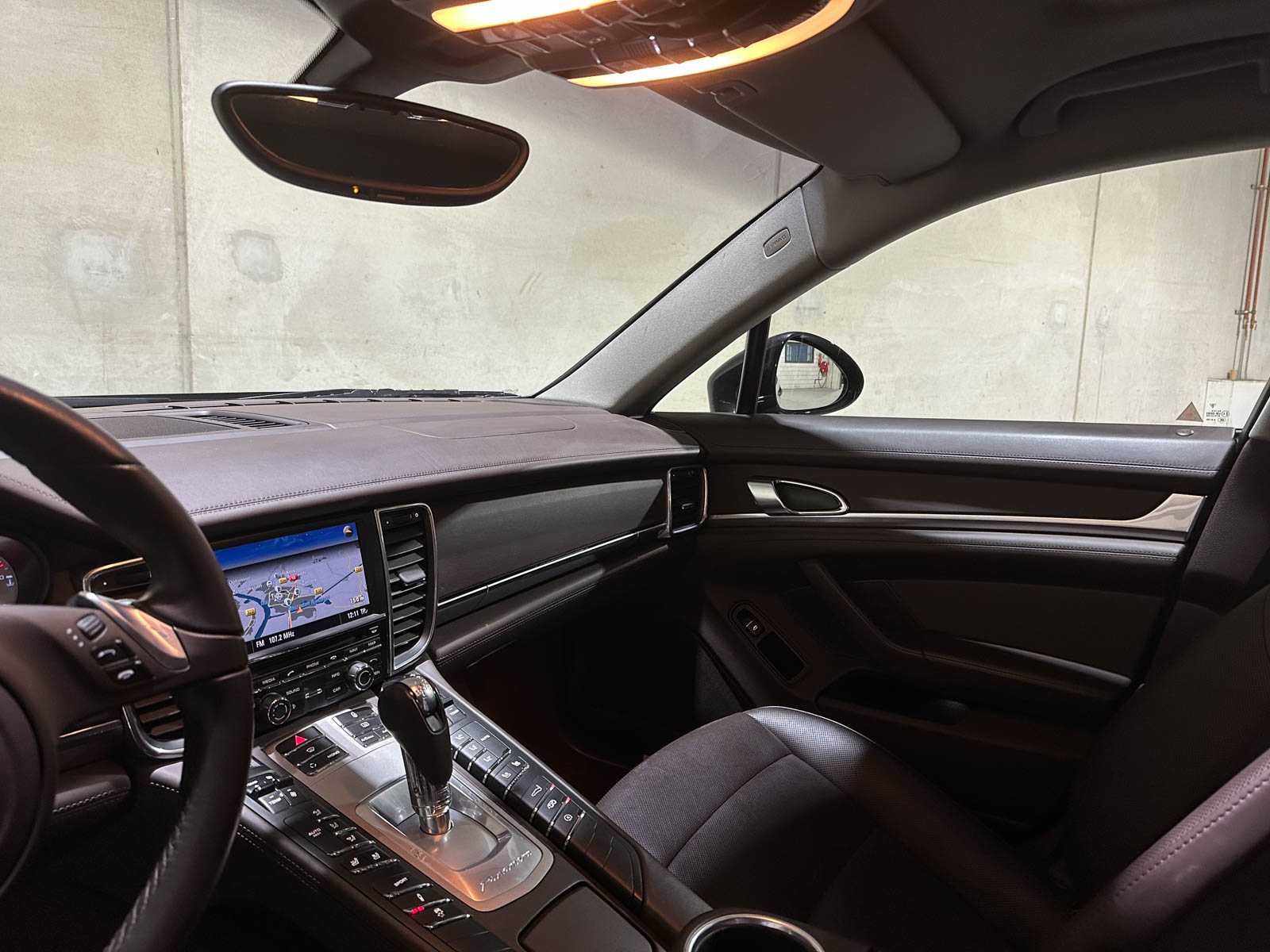 Porsche Panamera 3.6 V6 4WD 300pk 2012, G-397-TZ