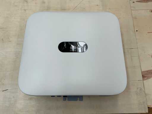 HUAWEI SUN2000-10KTL-M1 Inverter - Three Phase (REF: 4005442)