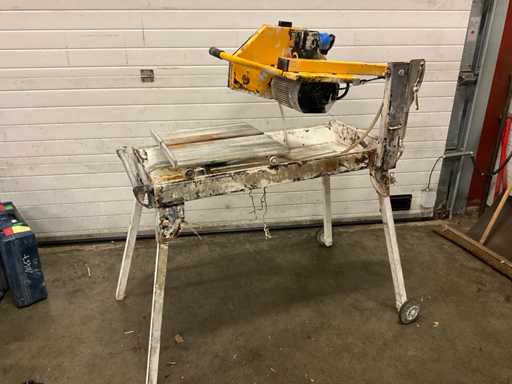 Machine de découpe de pierre Cedima