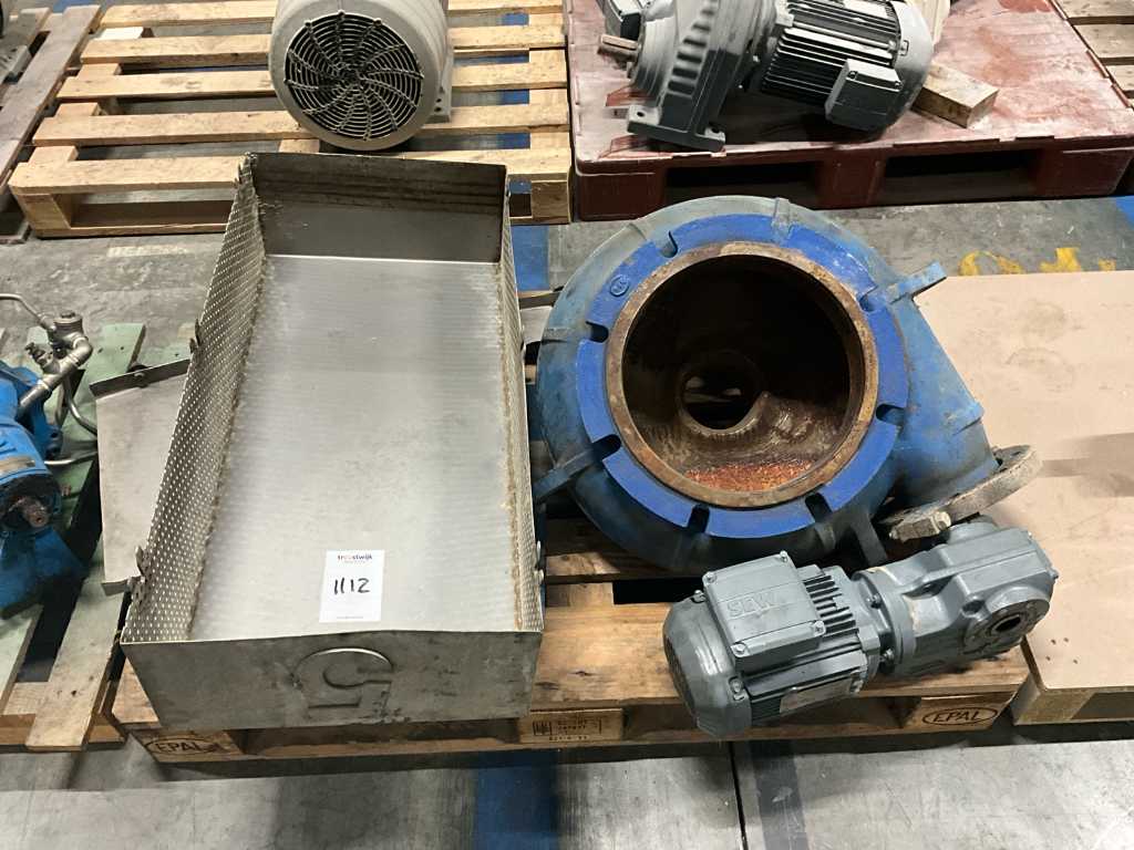 Electric motor with gearbox