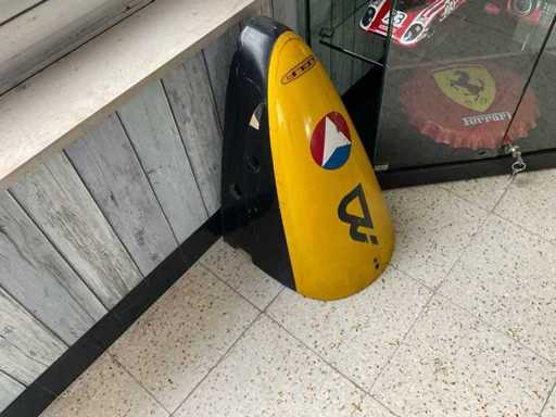 Nez LOLA formula 3000