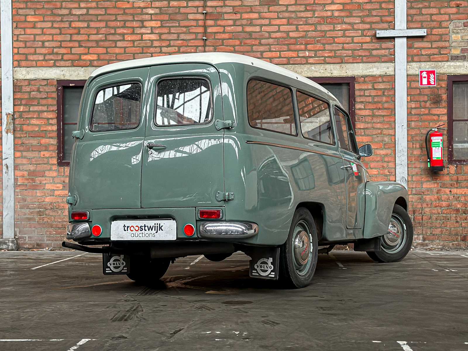 Volvo 210 4-Cilinder 1960, DH-94-92 Oldtimer