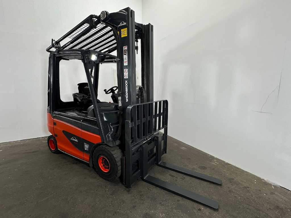 UVV 09/2024 2018 Linde E20 2.000kg Triplex 541cm Carrello elevatore elettrico