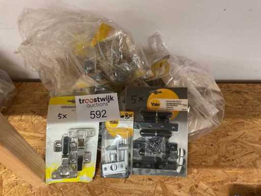 1 x Charge Befestigungselemente