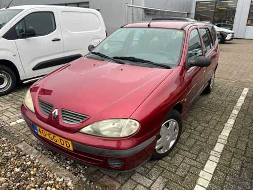 Renault - 2000 - Mégane Break - 1.4e RN - 40-GG-DD
