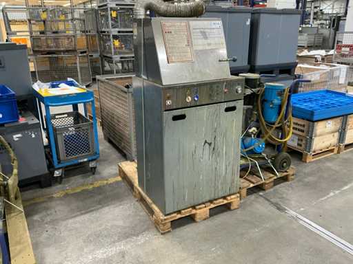 Pulitore per piccoli pezzi B-TEC UD-800 adatto ai detergenti per solventi