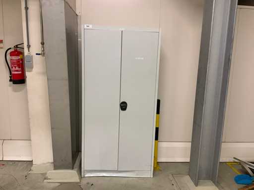 Burg Werkstattschrank