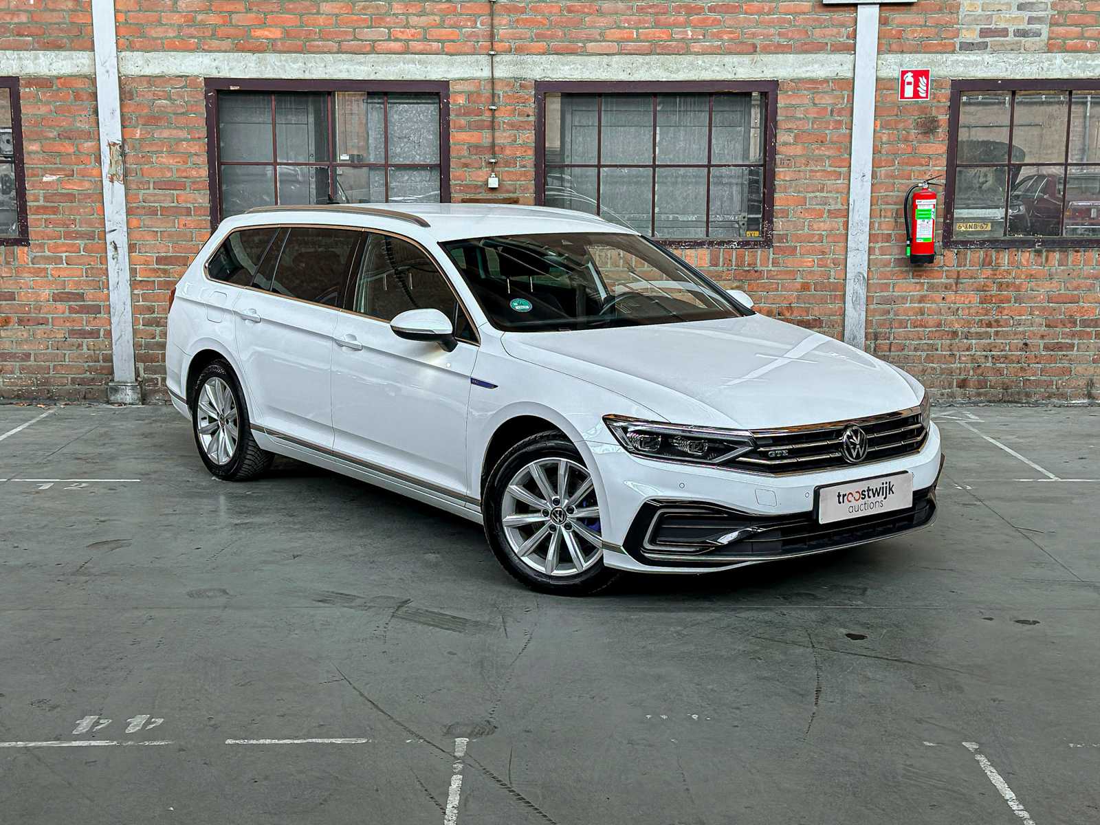 Volkswagen Passat Variant 1.4 TSI PHEV GTE Business 156pk 2021 (Origineel-NL+1e eigenaar), K-814-XG