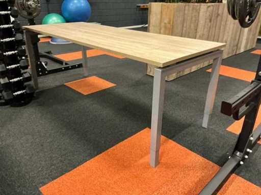 Desk (6x)