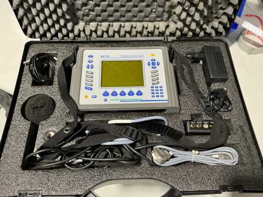 ANALYSEUR SONORE ET SPECTRE DU CORTEX NEUTRIK CORTEX NC10