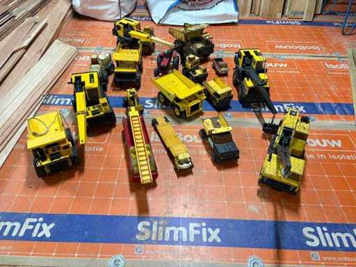 Tonka Miniature Machinery – 16 elementów