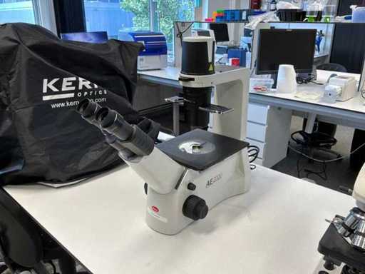 Motic AE2000 Inverted microscoop