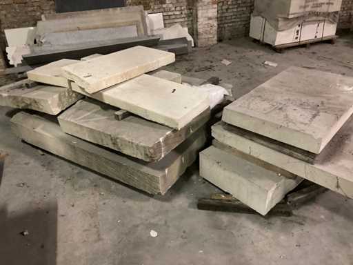 Dalles de pierre blanche de 10 cm à 20 cm d’épaisseur