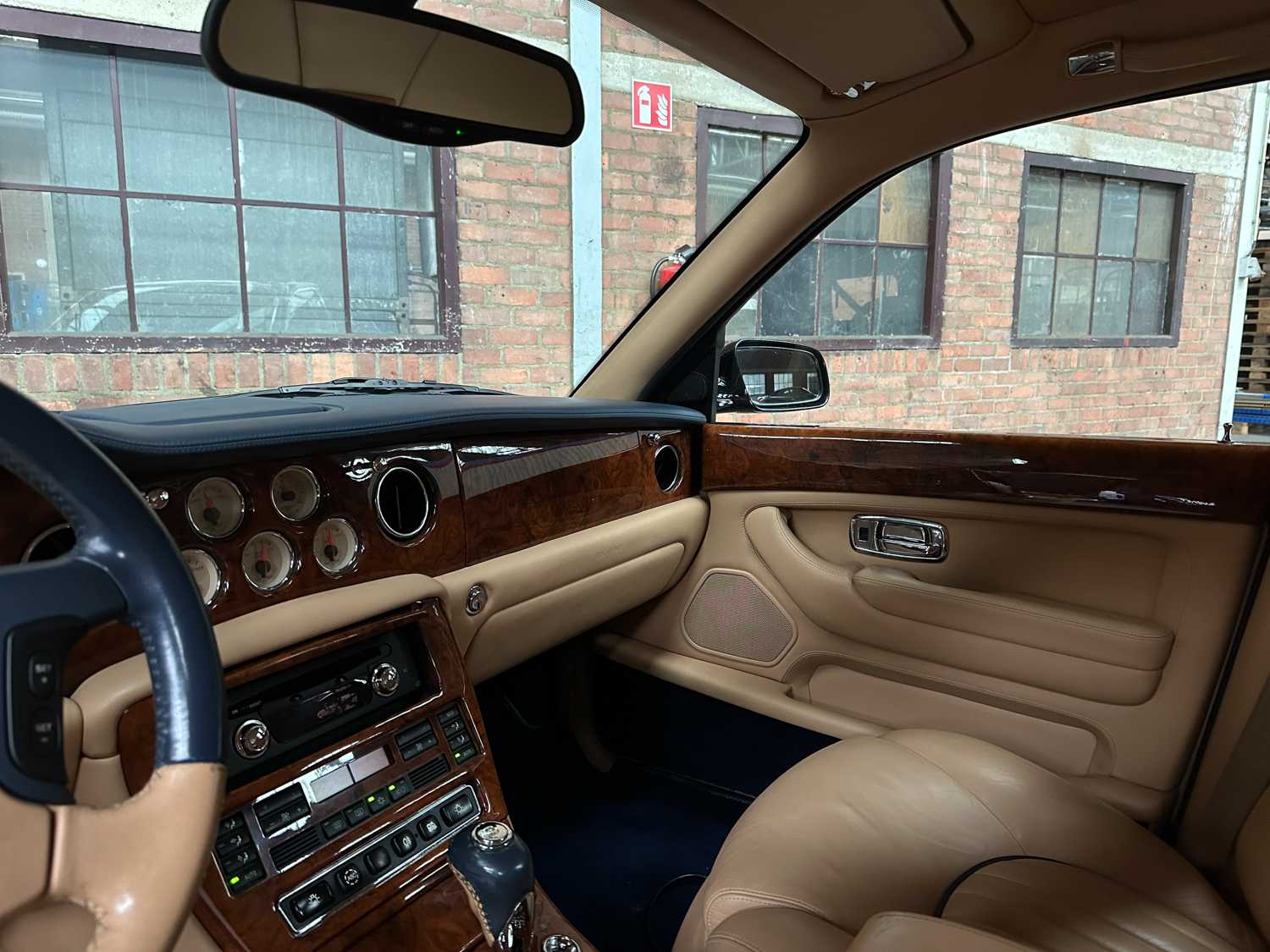 Bentley Arnage 6.8 V8 Red Label 405PK 2001 (Origineel-NL), 31-GN-KD