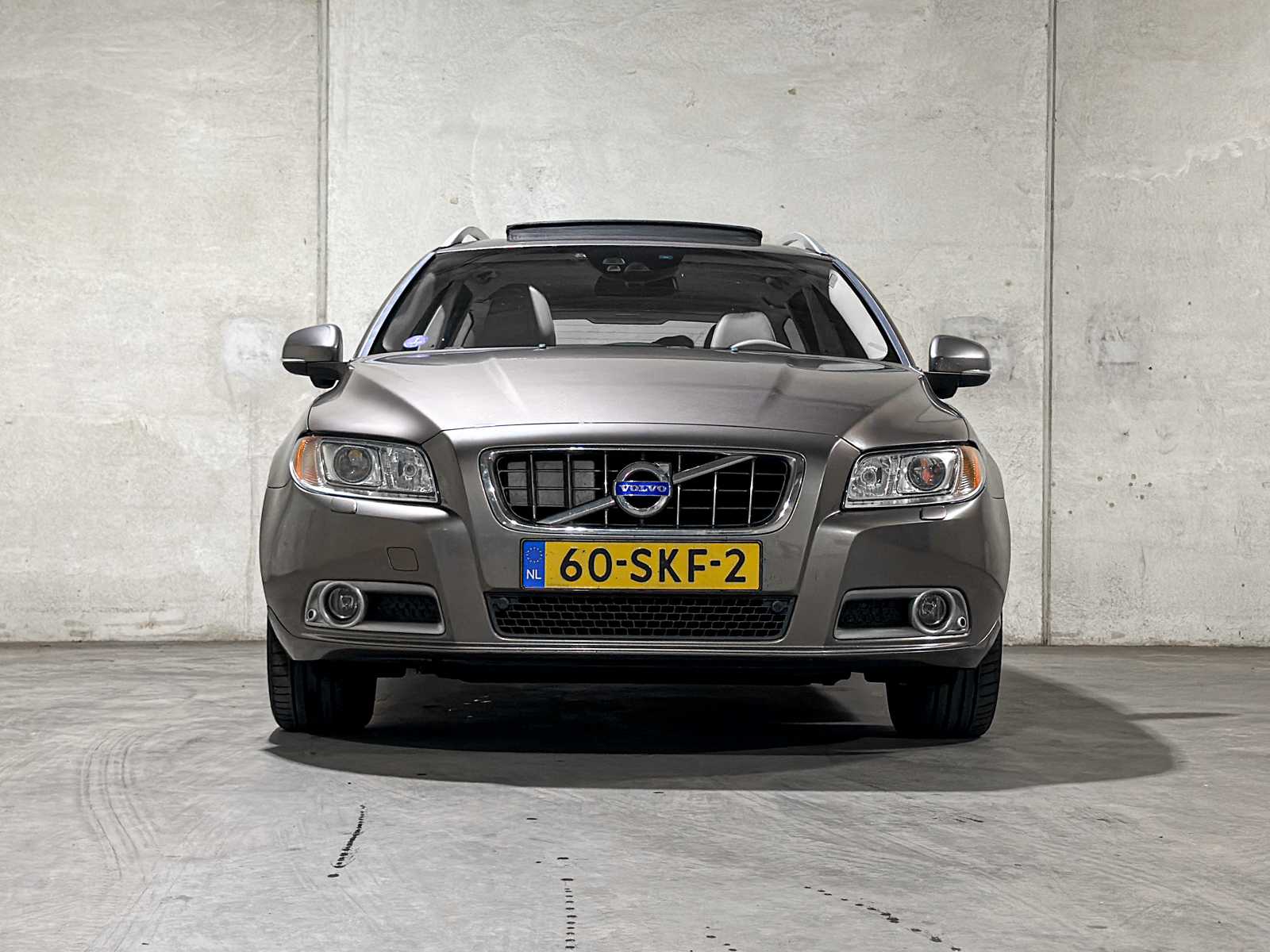 Volvo V70 1.6 T4 Limited Edition 179pk 2011 (Origineel-NL), 60-SKF-2