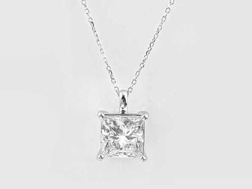 14 KT Weißgold-Halskette mit 4,01 cts Anhänger und im Labor gezüchtetem Diamanten