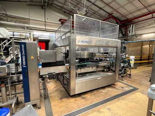 Krones - Solomatic - Wet Label Rotary Bottle Labeller - 2014