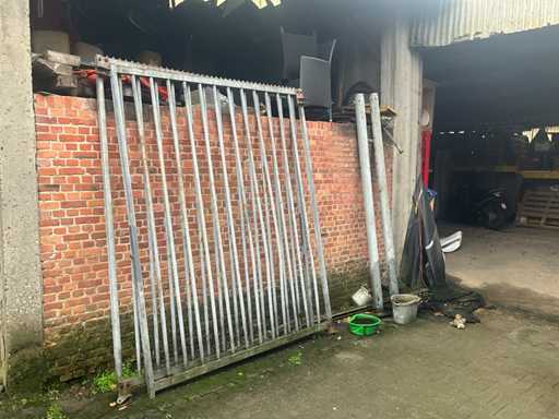 2 x Clôture de construction avec poteaux