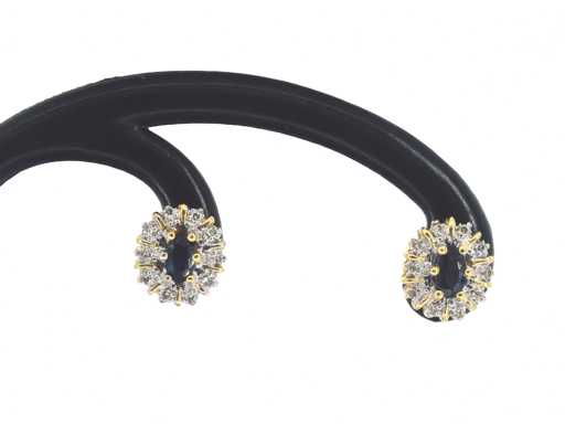 Geelgouden oorbellen saffieren en diamanten