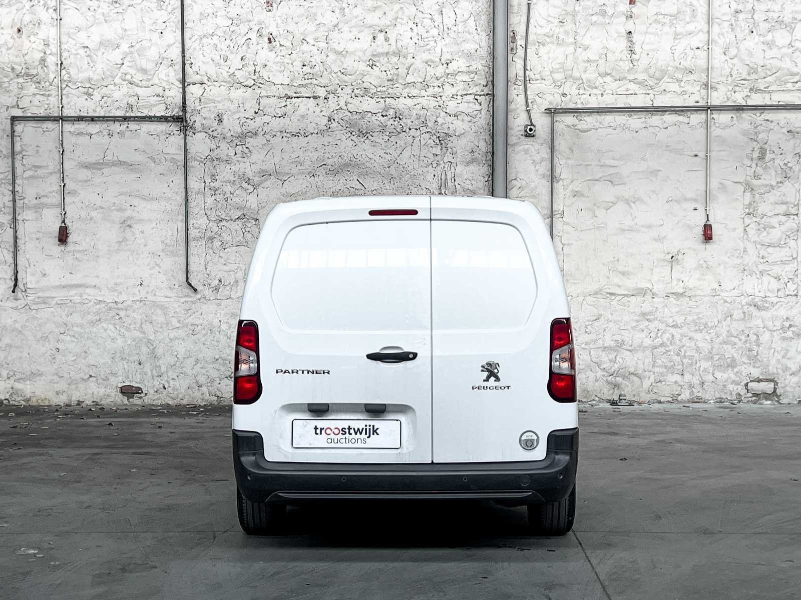 Peugeot  Partner 1.5 Bl.HDI Prem Long 102 pk 2020 (Origineel-NL+1e eigenaar), VFD-52-J