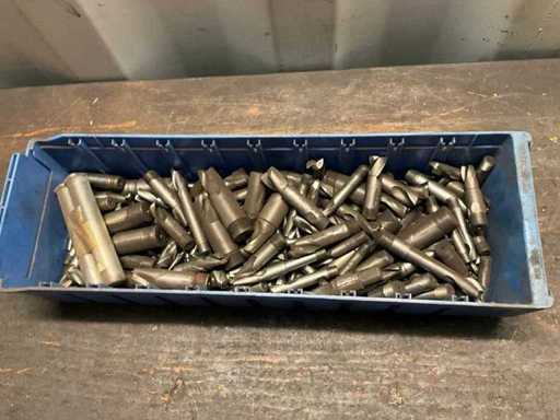 Dużo głowic wiertarskich i frezarskich