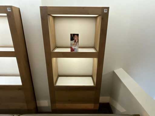 Kabiny - Szafa prezentacyjna z o?wietleniem